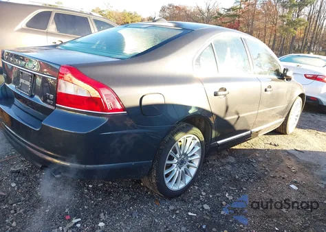 2011 Volvo S80 T6 z USA, uszkodzony, nr VIN YV1902AH5B1148420